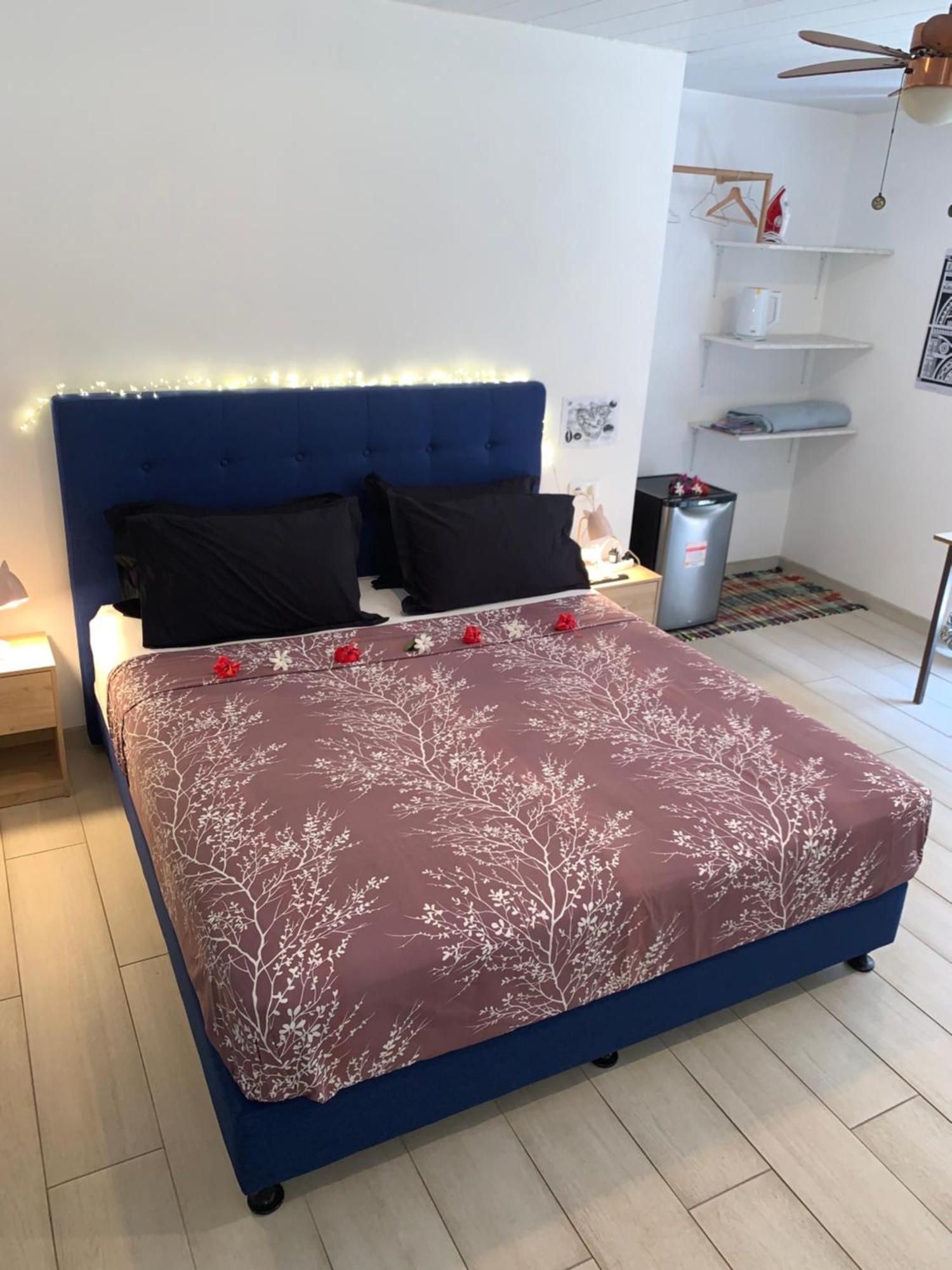 A Tomo Mai Homestay, Close To Airport, Private Bathroom Free Parking And Wifi With High Connection And Breakfast Optional パペーテ エクステリア 写真